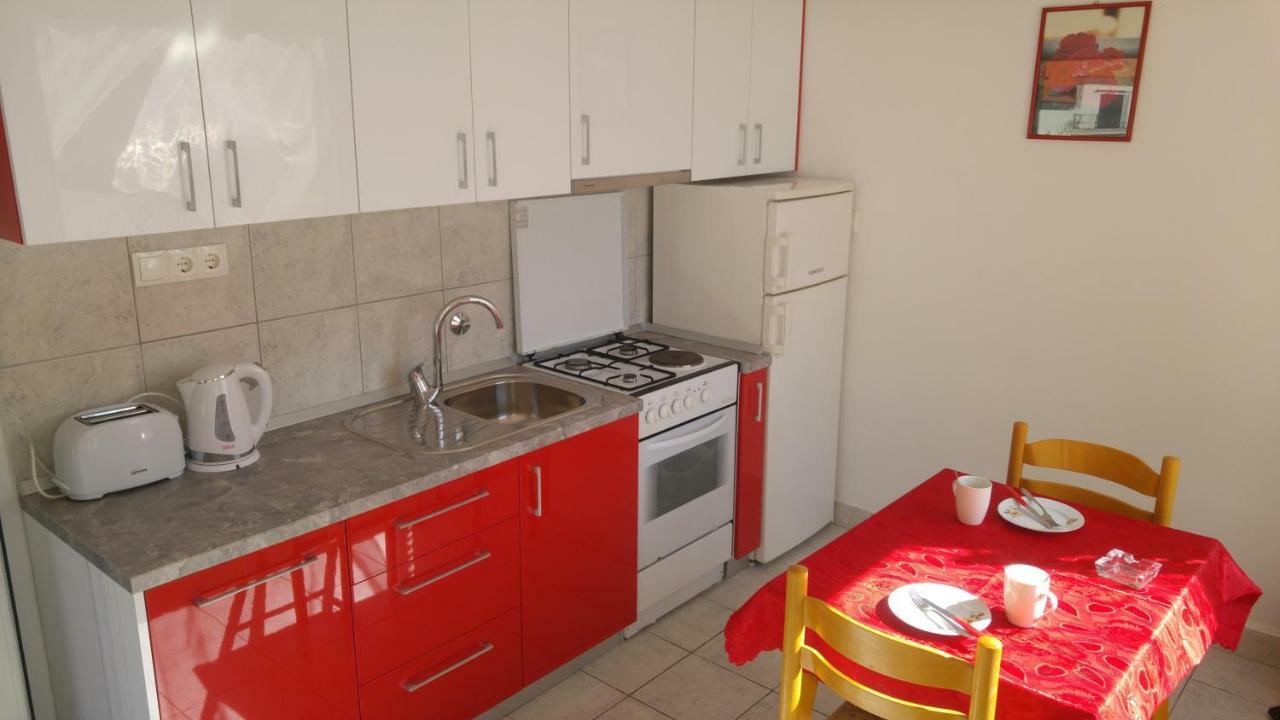 Rooms & Apartments Tepsa - Centre Хвар Екстер'єр фото